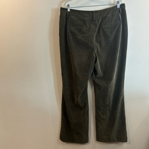 COLDWATER CREEK Sz 16 Pants Micro Corduroy Flare Bottoms Zipper Closure Trousers - Picture 6 of 12